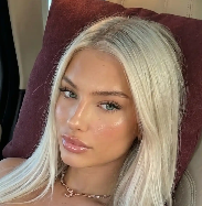 Isabella Andersson — best 18 Year Old Fanvue creator
