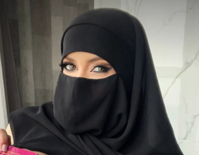 Hijab Goddess — top Fanvue creator